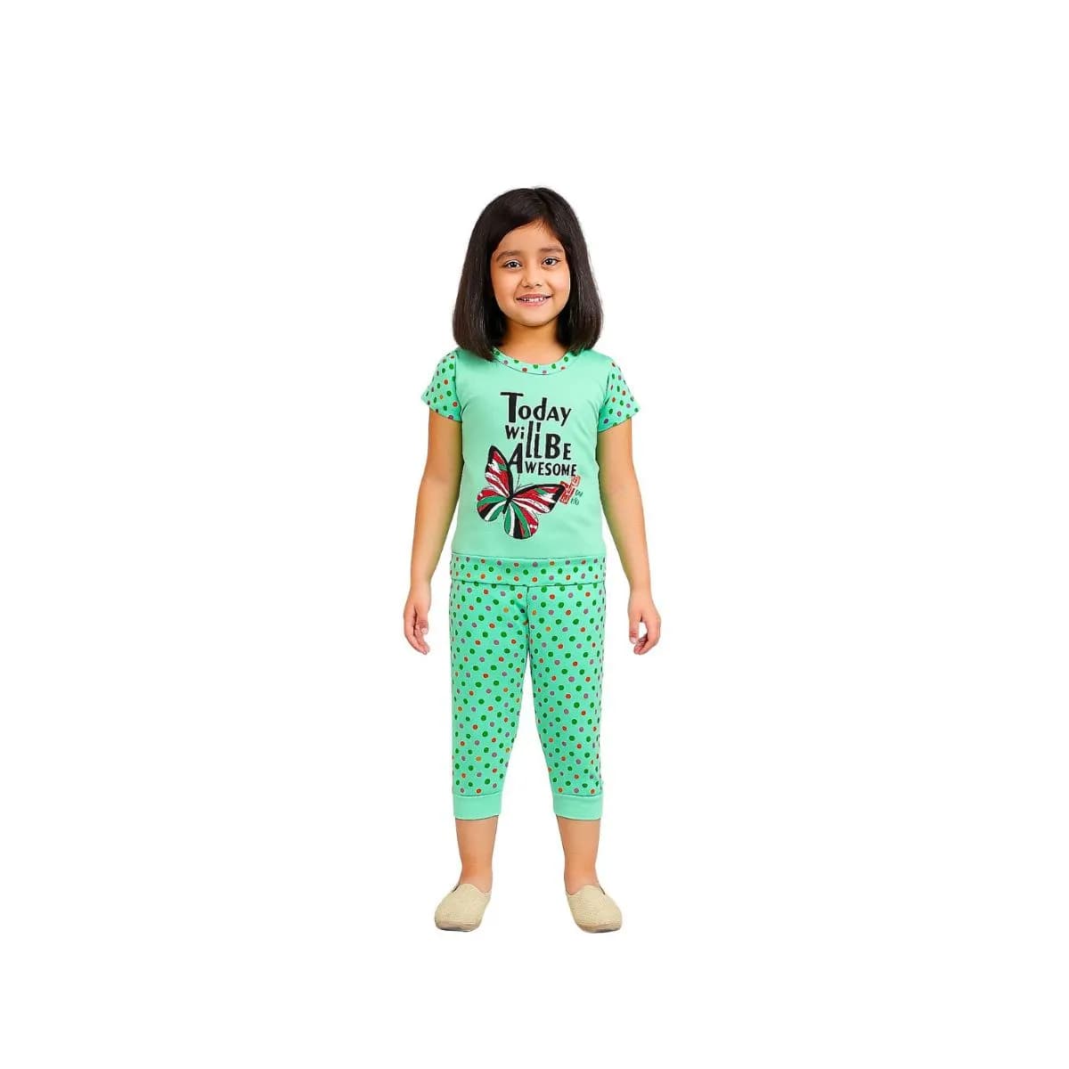 Girls 3/4th set (Short Sleeve Top and Capri)