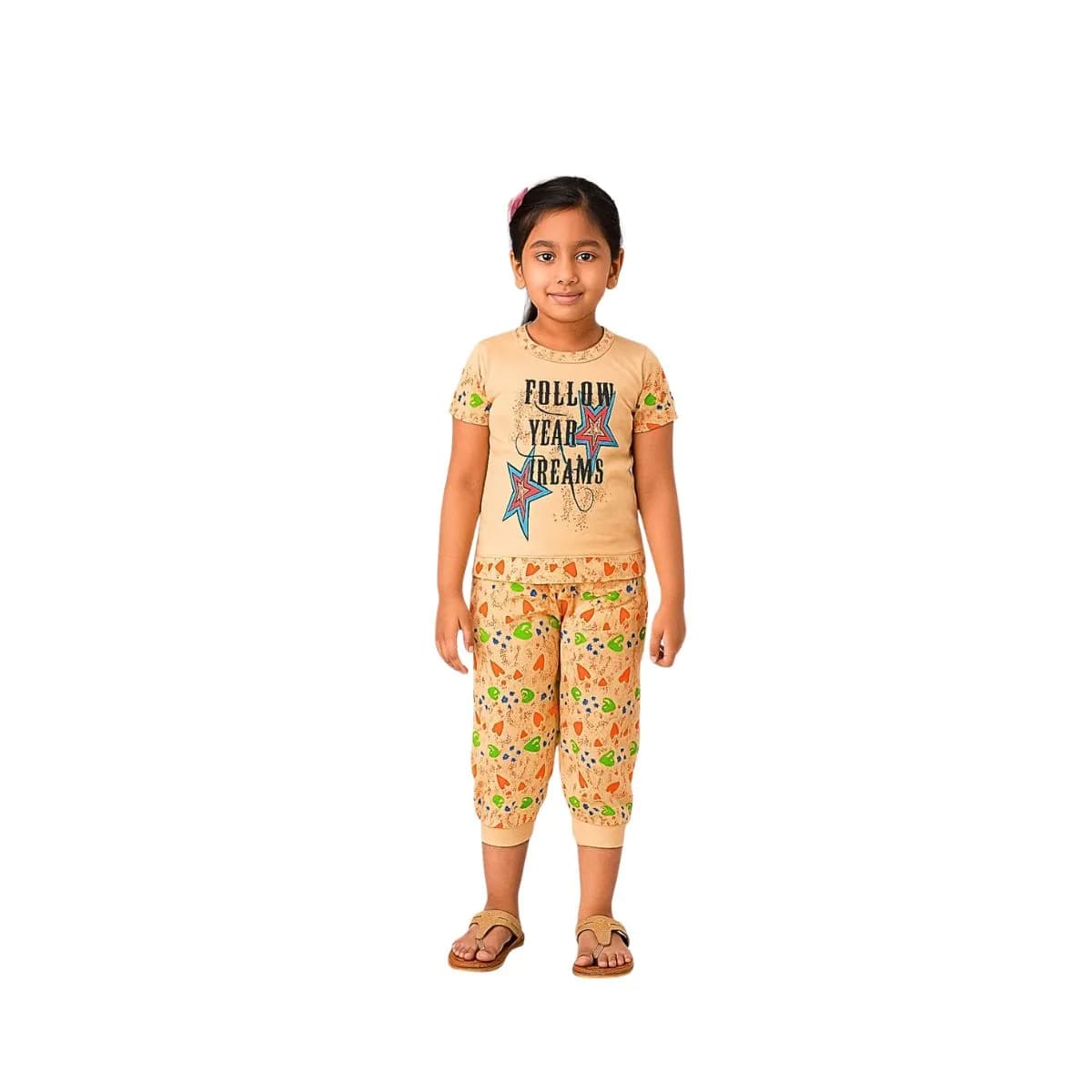 Girls 3/4th set (Short Sleeve Top and Capri)